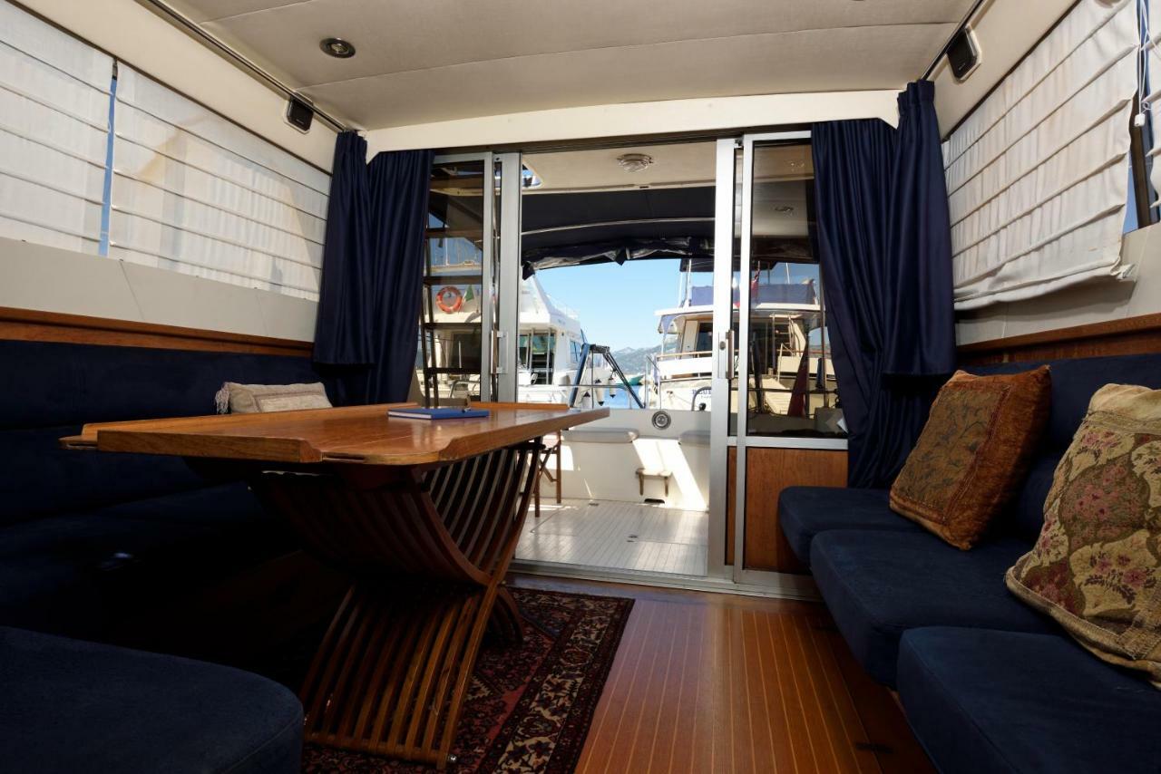 Blue II Yacht Ξενοδοχείο Àrbatax Εξωτερικό φωτογραφία