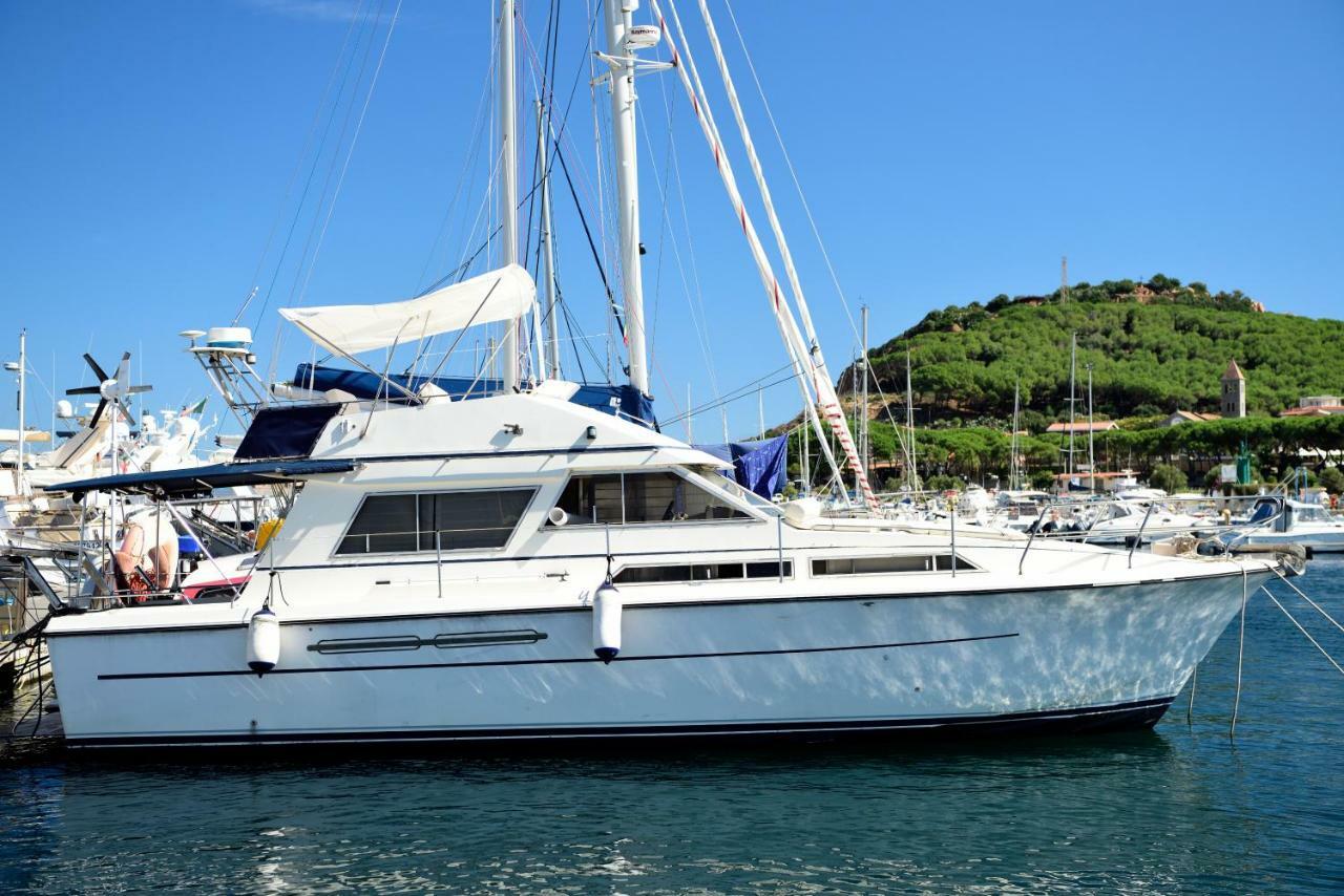 Blue II Yacht Ξενοδοχείο Àrbatax Εξωτερικό φωτογραφία